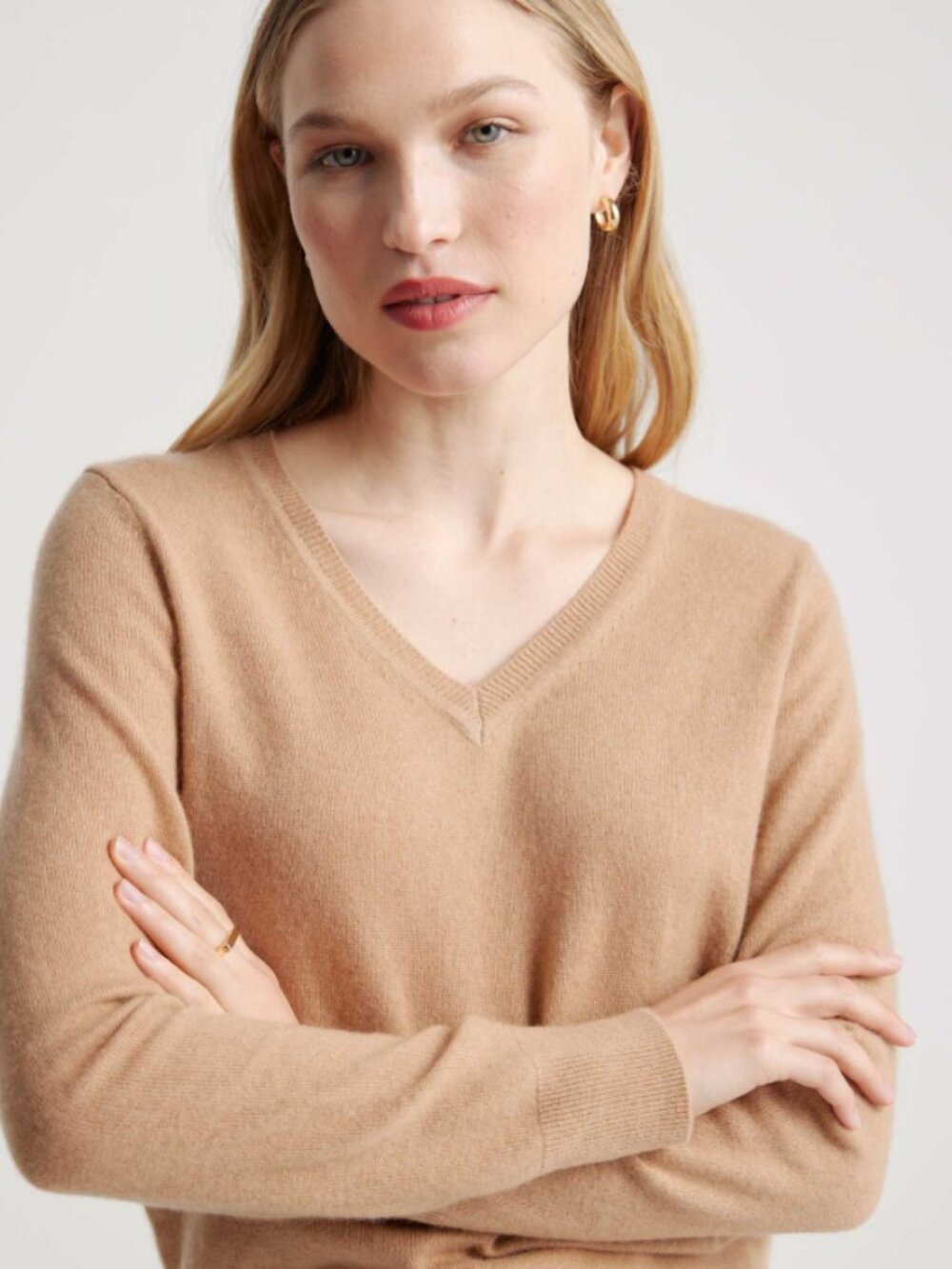 Quince Camel Mongolian Cashmere V-Neck Sweater Size Medium